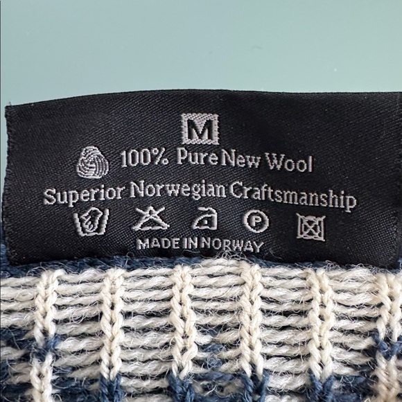 Dale of Norway Vintage Cardigan Sweater - 100 % Wool - Picture 11 of 13